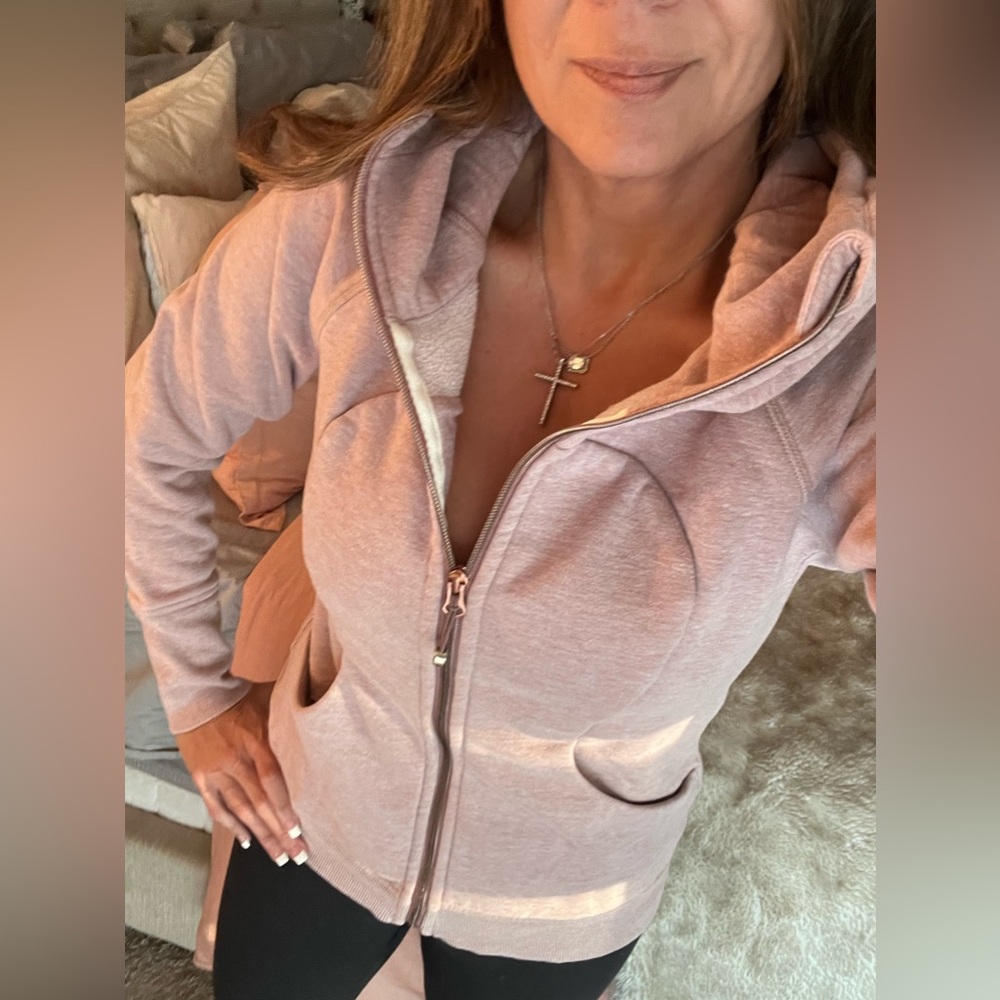 Lululemon 💕💕Unicorn 🦄💕💕 scuba hoodie III in Barkberry